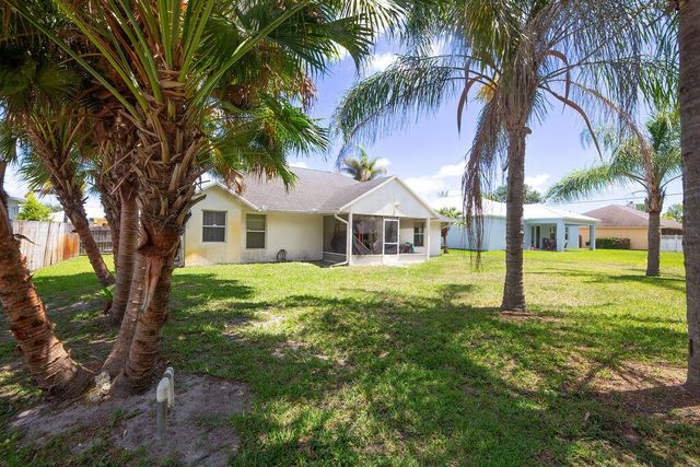 1634 SW Duclair Avenue, Port St. Lucie, FL 34953