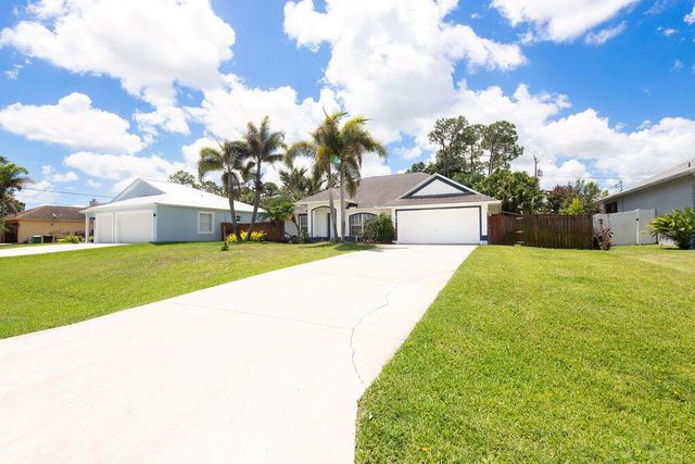 1634 SW Duclair Avenue, Port St. Lucie, FL 34953