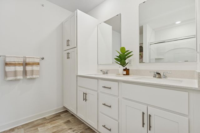 3024 Basswood Street, Little Canada, MN 55117