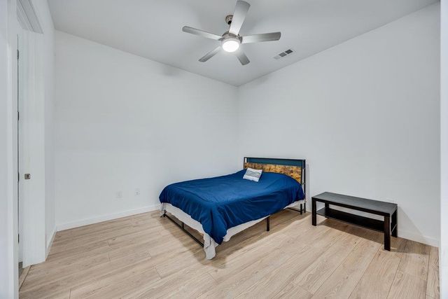 4801 Springdale RD 2107, Austin, TX 78723