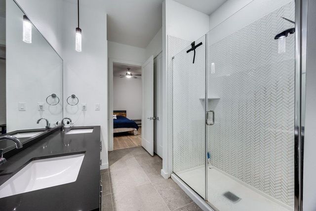 4801 Springdale RD 2107, Austin, TX 78723