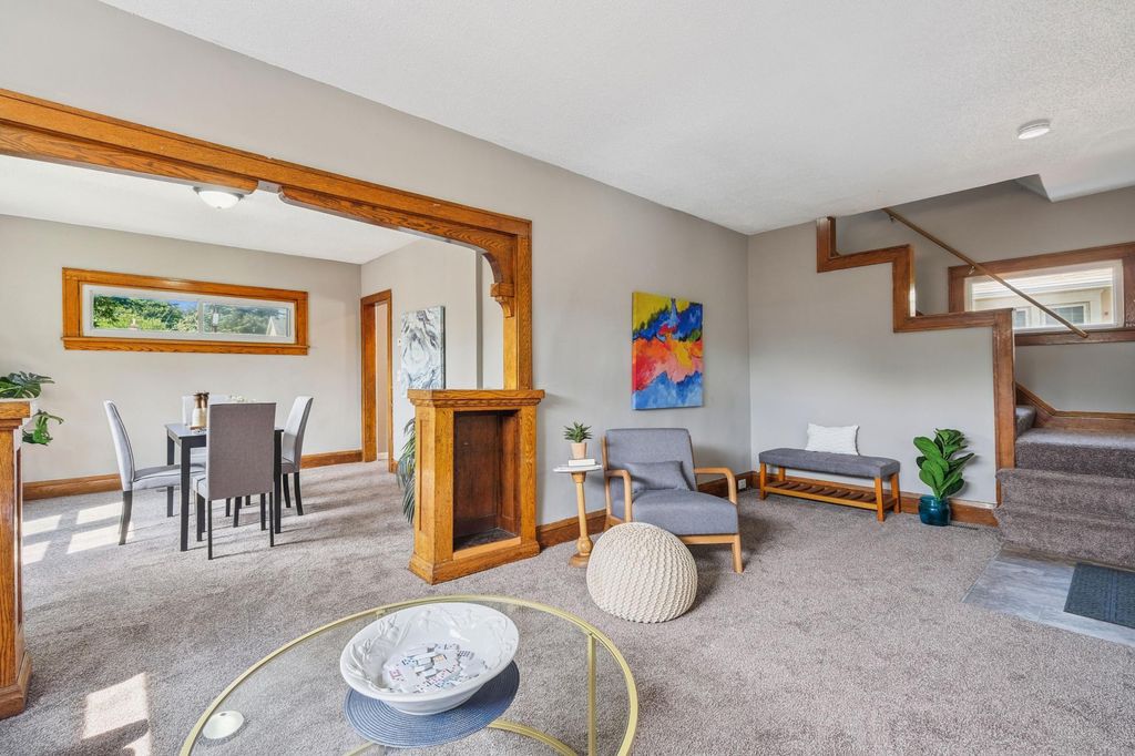 3215 Knox Avenue N, Minneapolis, MN 55412