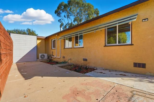 5744 Dream Street, San Diego, CA 92114