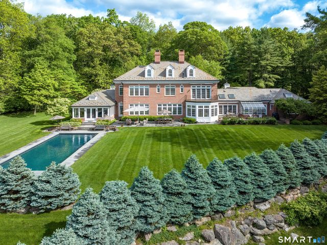 111 Parish Lane, New Canaan, CT 06840