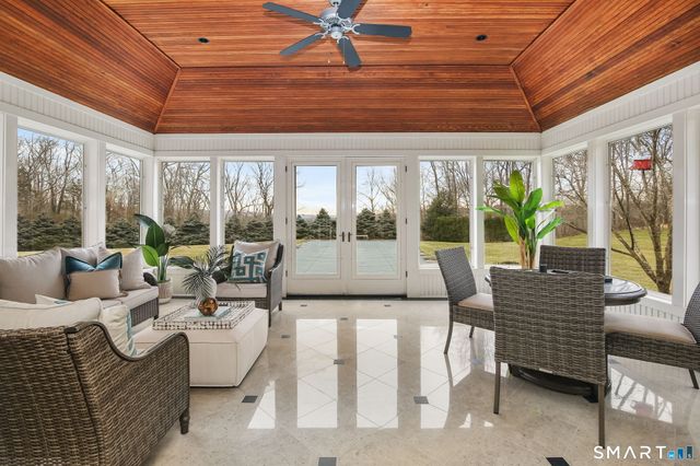 111 Parish Lane, New Canaan, CT 06840