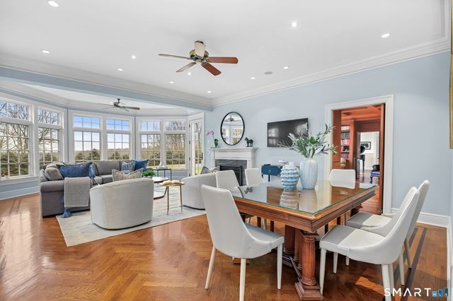 111 Parish Lane, New Canaan, CT 06840