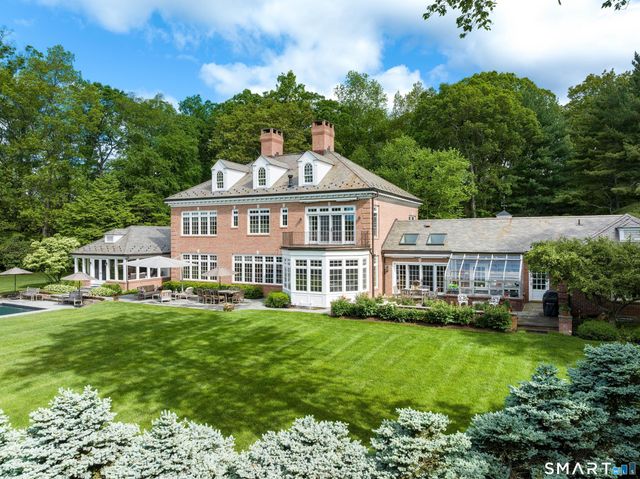 111 Parish Lane, New Canaan, CT 06840