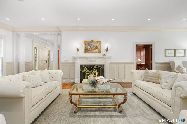 111 Parish Lane, New Canaan, CT 06840