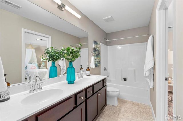 1 Wyndham E4 @ Harvest Heritage, O'fallon, MO 63385