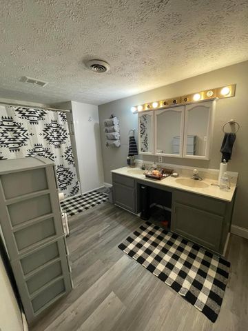 5002 S Walnut Street, South Bloomfield, OH 43103