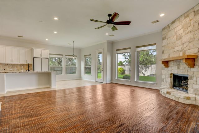 3002 Currant Drive, Manvel, TX 77578