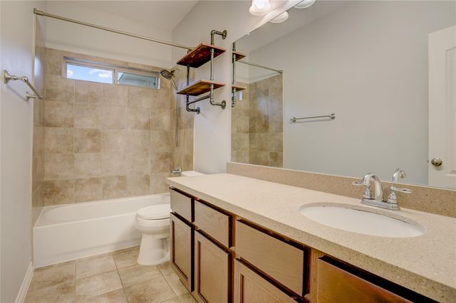3002 Currant Drive, Manvel, TX 77578