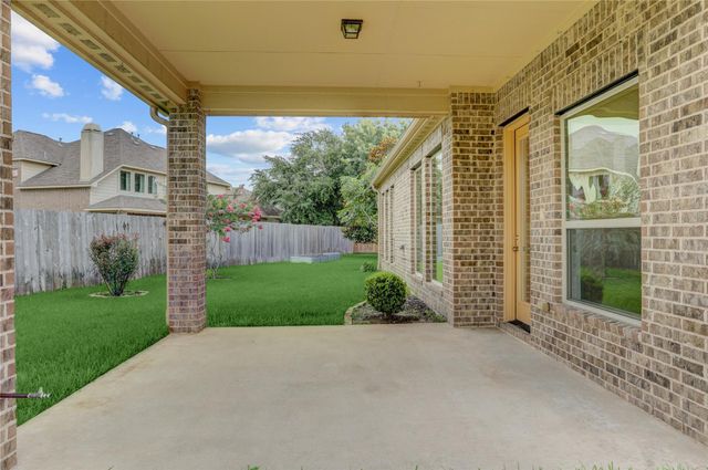 3002 Currant Drive, Manvel, TX 77578