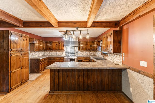 7046 WOLF CREEK ROAD, Pell City, AL 35125