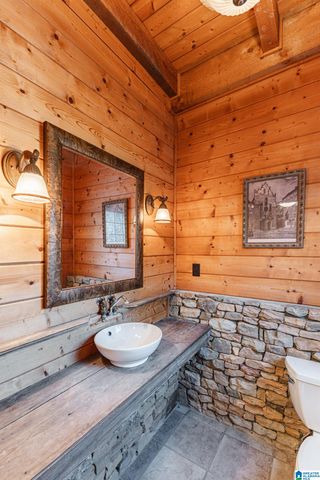 7046 WOLF CREEK ROAD, Pell City, AL 35125