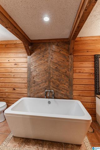 7046 WOLF CREEK ROAD, Pell City, AL 35125