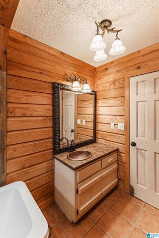 7046 WOLF CREEK ROAD, Pell City, AL 35125