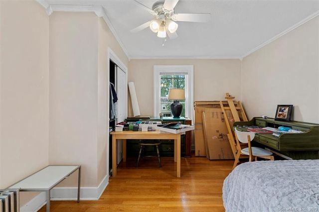 300 Humphrey Street 2, New Haven, CT 06511