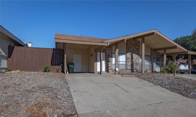 709 Arrowhead Circle, Garland, TX 75043