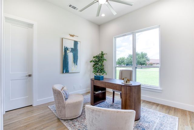 1355 Canyon Lake Road, Wills Point, TX 75169