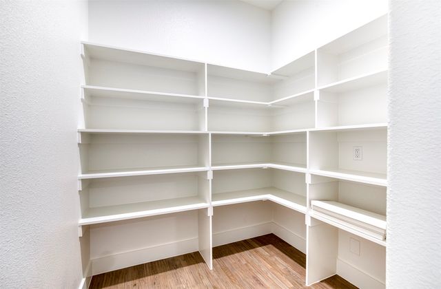 1355 Canyon Lake Road, Wills Point, TX 75169