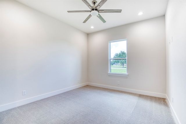 1355 Canyon Lake Road, Wills Point, TX 75169