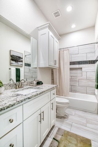 1355 Canyon Lake Road, Wills Point, TX 75169