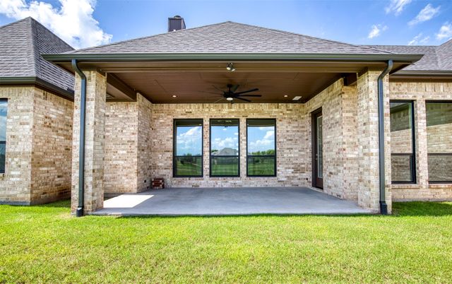 1355 Canyon Lake Road, Wills Point, TX 75169