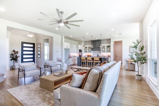 1355 Canyon Lake Road, Wills Point, TX 75169