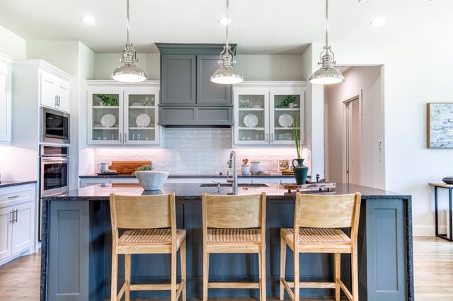 1355 Canyon Lake Road, Wills Point, TX 75169