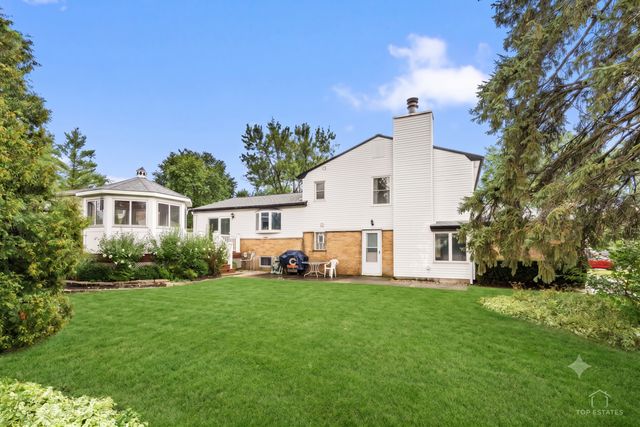 1340 E Rosita Drive, Palatine, IL 60074