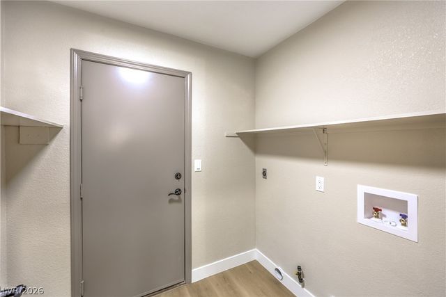 8305 Windrush Avenue, Las Vegas, NV 89117