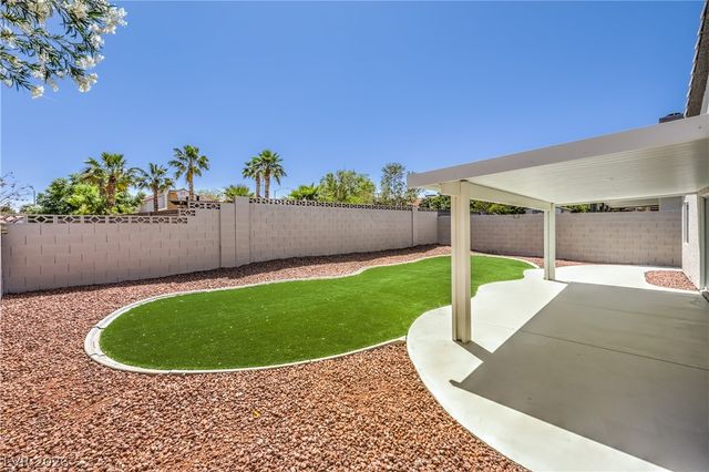 8305 Windrush Avenue, Las Vegas, NV 89117