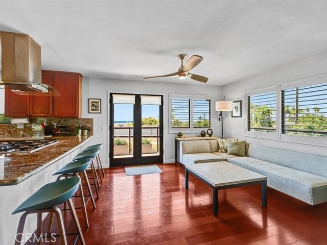 1351 Forest Avenue, Carlsbad, CA 92008