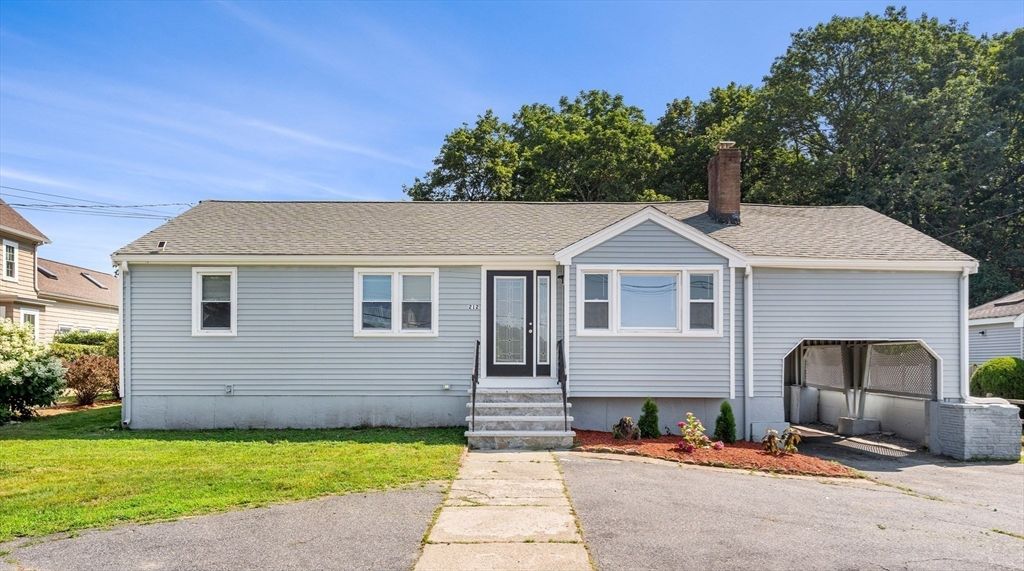 212 Cambridge Rd, Woburn, MA 01801