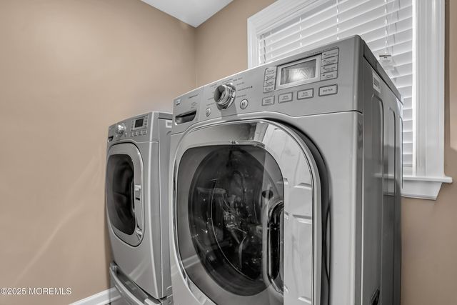 303 Spinnaker Way, Neptune Township, NJ 07753