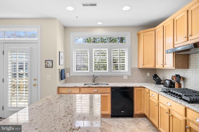 5274 POCOSIN LN, Alexandria, VA 22304