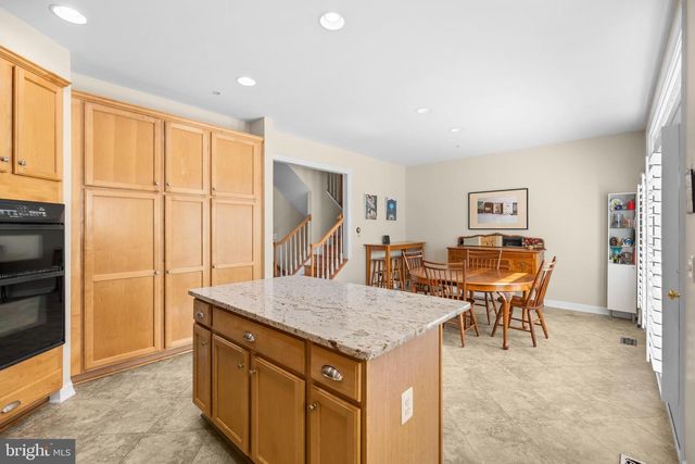 5274 POCOSIN LN, Alexandria, VA 22304