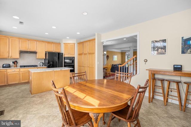 5274 POCOSIN LN, Alexandria, VA 22304