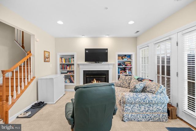 5274 POCOSIN LN, Alexandria, VA 22304