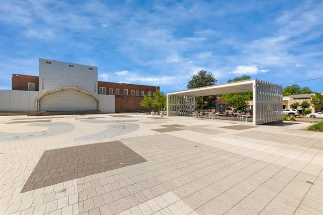 912 N Poplar Street, North Little Rock, AR 72114