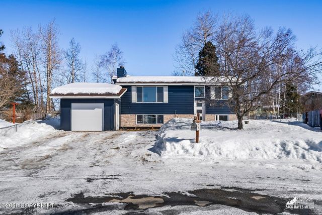 1605 Dolina Circle, Anchorage, AK 99508