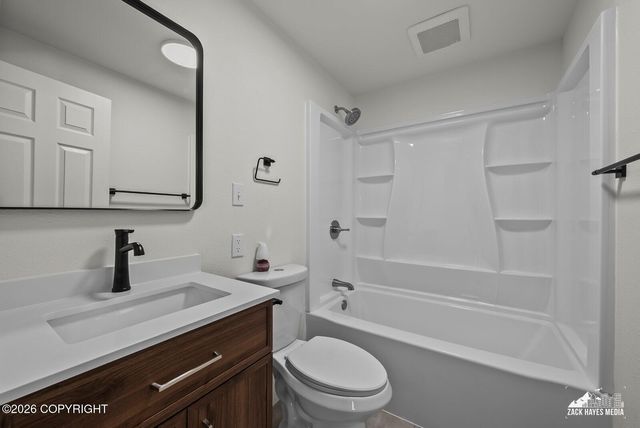 1605 Dolina Circle, Anchorage, AK 99508