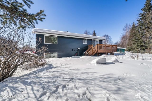 1605 Dolina Circle, Anchorage, AK 99508