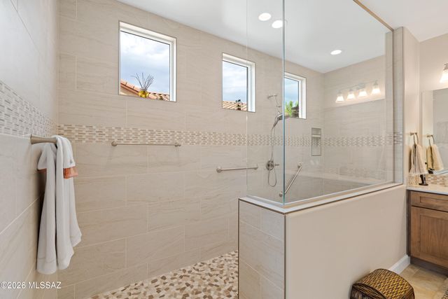 31579 S Misty Basin Road, Oracle, AZ 85623