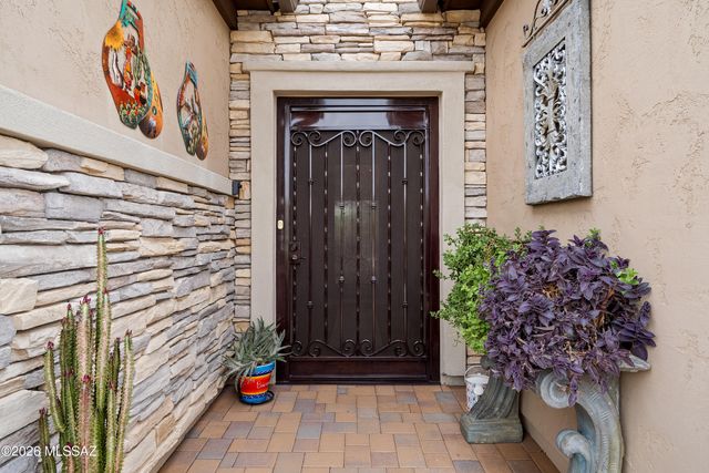 31579 S Misty Basin Road, Oracle, AZ 85623