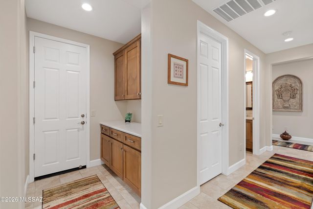 31579 S Misty Basin Road, Oracle, AZ 85623