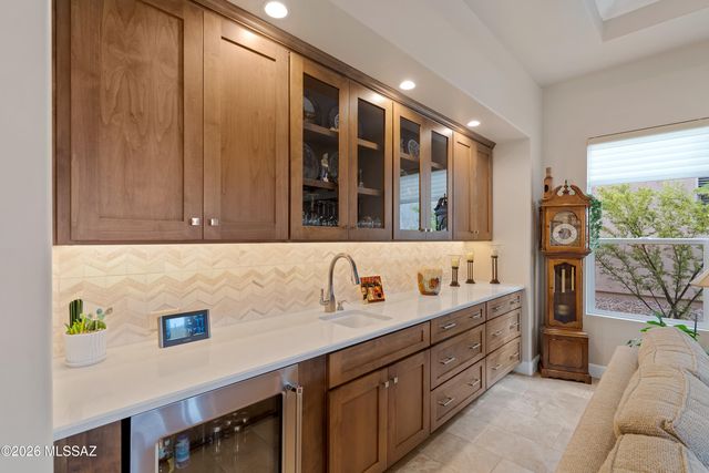 31579 S Misty Basin Road, Oracle, AZ 85623