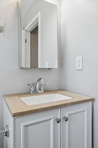 824 Driftwood Dr, Lobelville, TN 37097