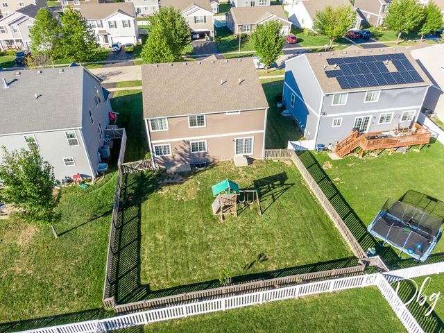 875 Timber Lake Drive, Antioch, IL 60002